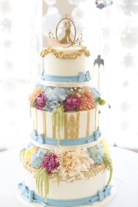 Ruffled - photo by http://hazylanestudios.com/ - http://ruffledblog.com/european-sky-wedding-ideas