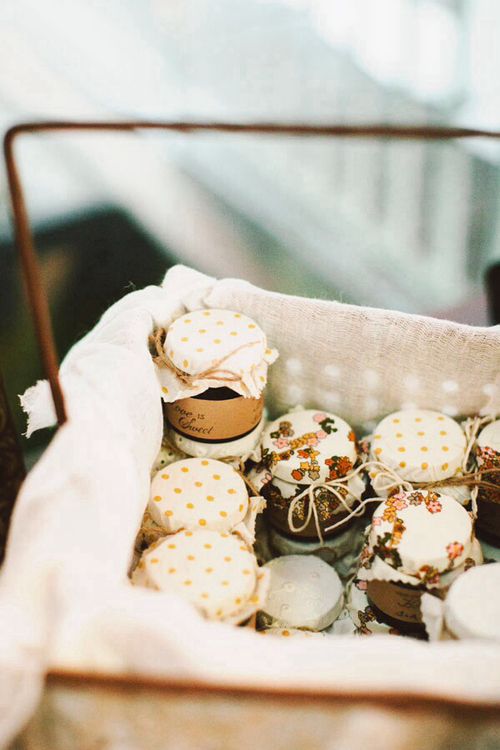 adaymag-essential-details-every-spring-wedding-ideas-needs-12