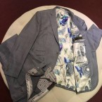 實用嘅西裝禮服摺法