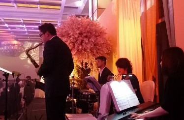 如何選擇您的wedding band? Live band 扮演角色，要求氣氛，樂器配搭