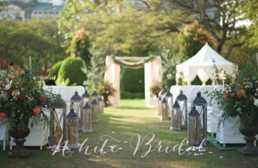 a Tuscan-themed outdoor wedding!