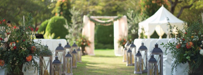 a Tuscan-themed outdoor wedding!