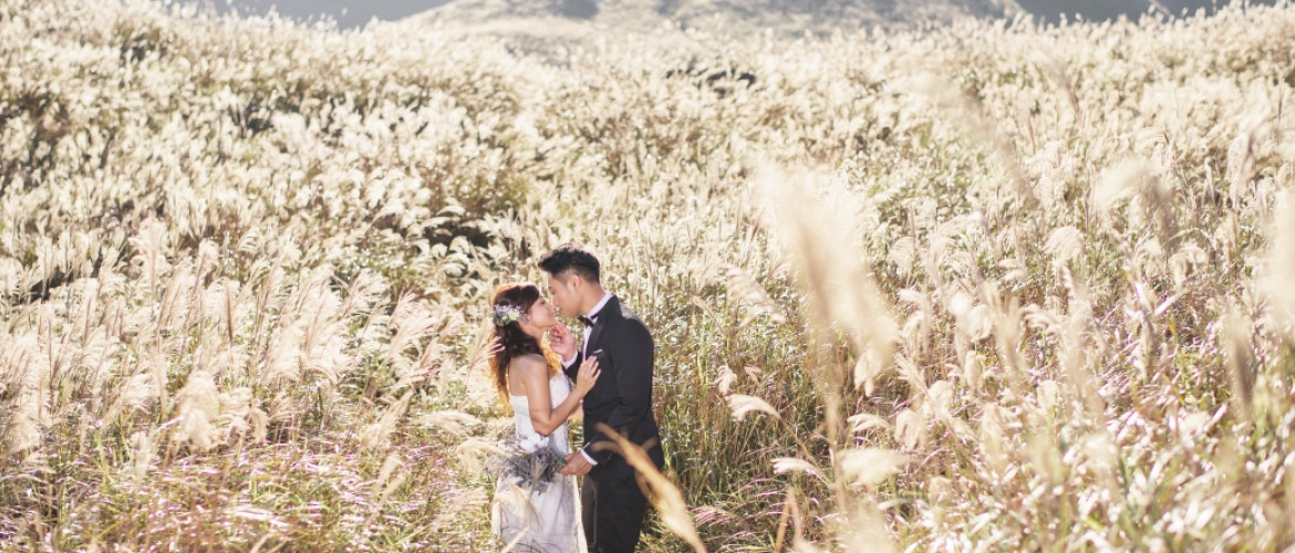 KAREN + BILLY PROPOSE MARRIAGE SUNSET PEAK CABINS LANTAU PRE-WEDDING