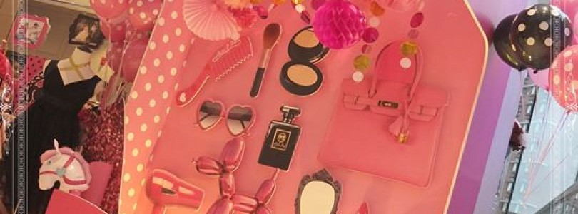 Barbie get married!