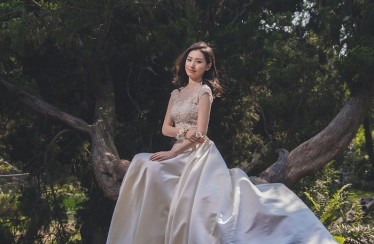 矮個子婚紗很難拍？這4個姿勢讓妳瞬間變成170