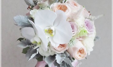 Bouquet with Juliet & white Phalaenopsis orchid