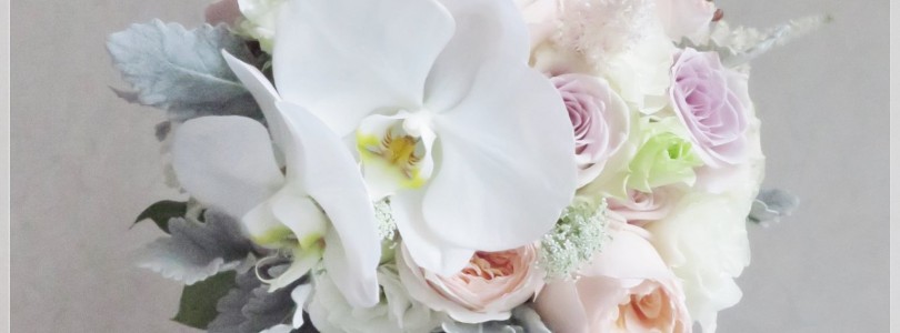 Bouquet with Juliet & white Phalaenopsis orchid