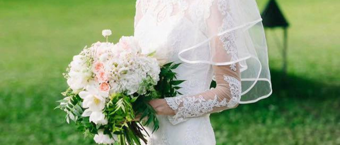 A convertible wedding gown