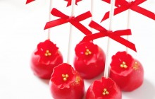 送上超級喜興既大紅色cake pop