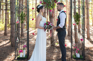 Indoor Vs. Outdoor Weddings