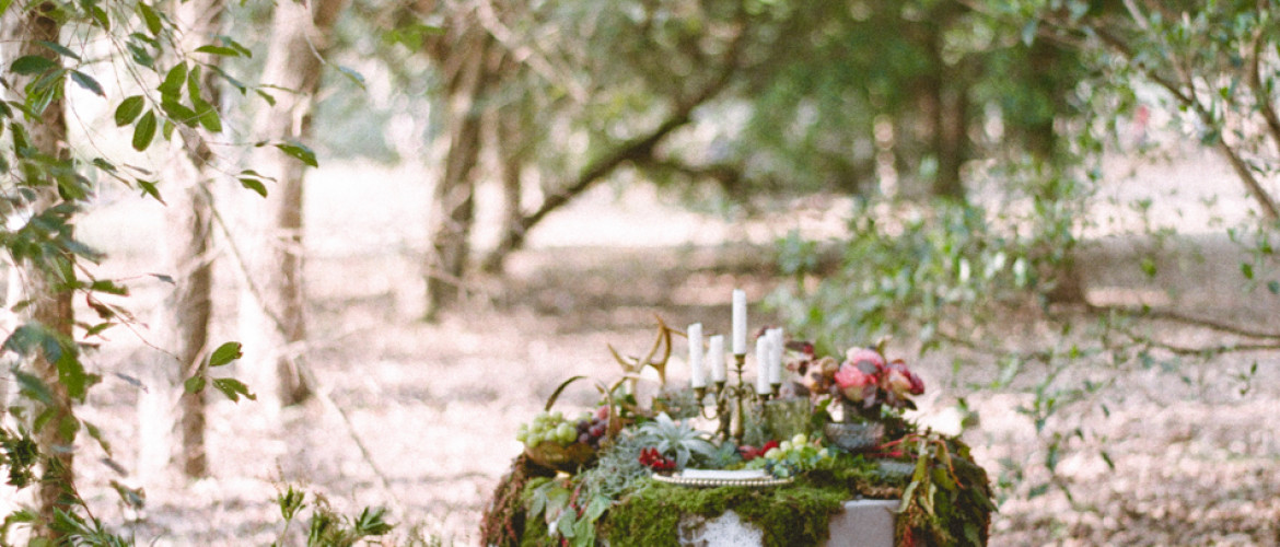 Alice in the wonderland inspired bridal portrait