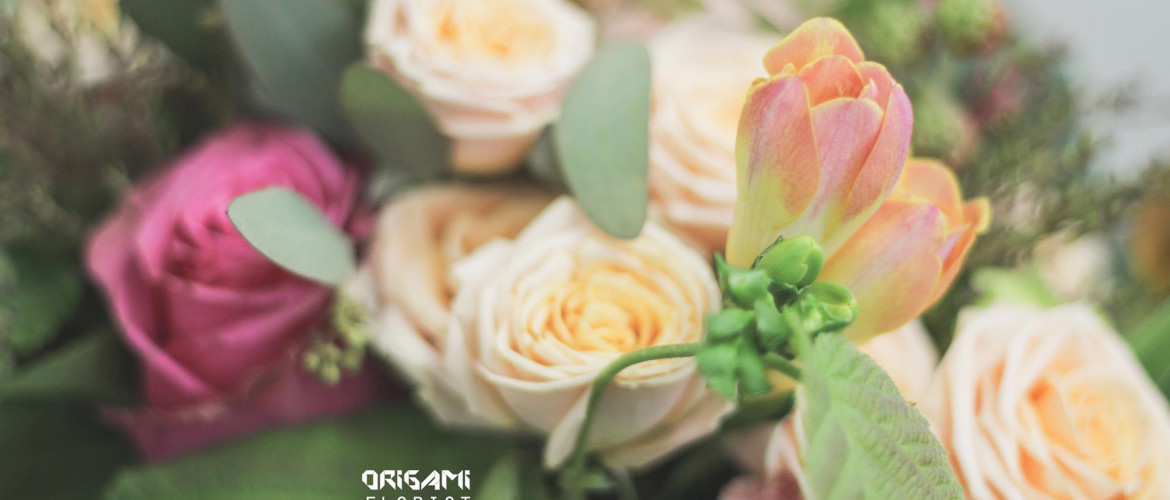 TROPICAL DELUXE BRIDAL BOUQUET AND MATCHING BOUTONNIERE