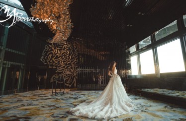 有笑有淚先係一個真正既婚禮…..