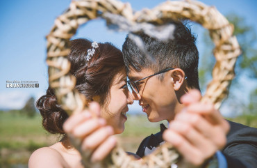 Tasmania Pre-Wedding Photography
