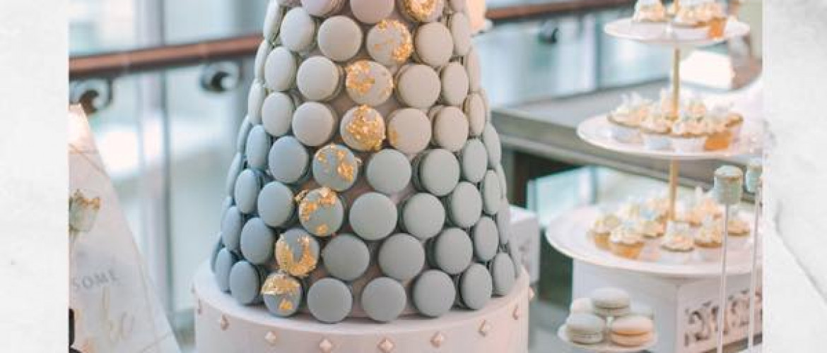 Initial cookies and the ombré blue macaron tower
