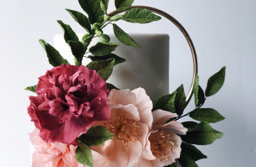 Elizabeth & Conrad wedding cake