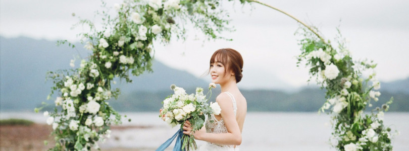 Timeless floral arch