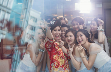『Selfie』已經成為一個婚禮好重要嘅環節